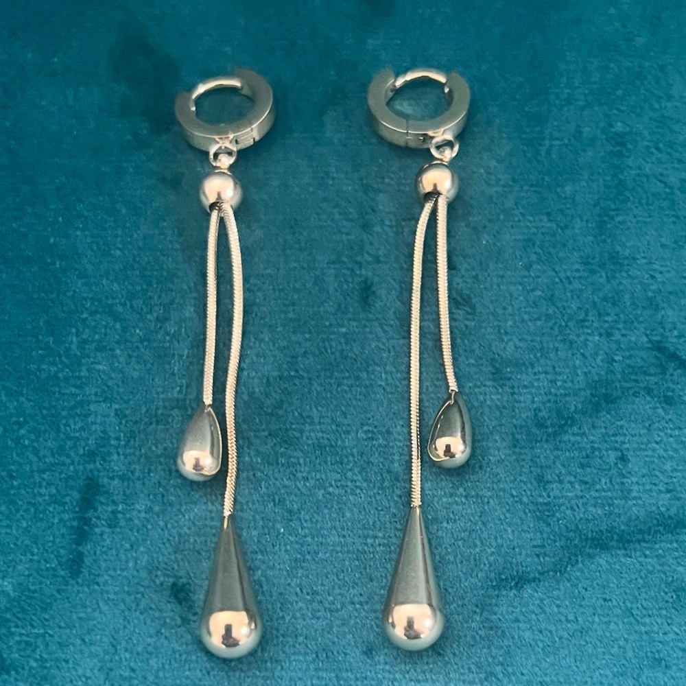 Modern gold tone Geometric Earrings with Polished Finish
